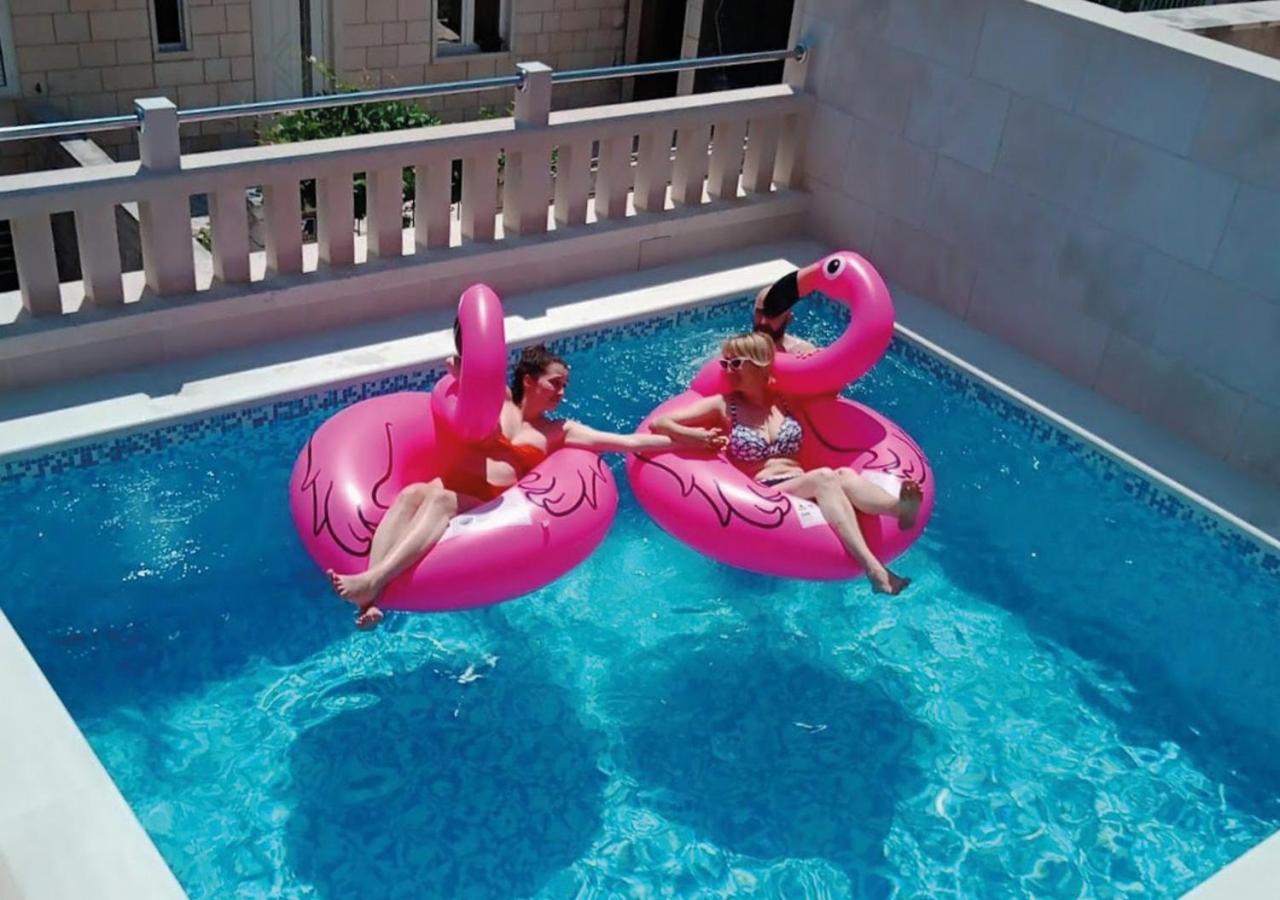 Apartment Making Memories Pucisca Bagian luar foto